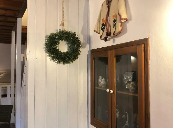 Smaragdi-despoina * Malona Village