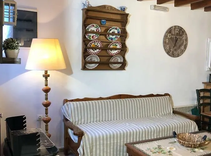 Smaragdi-despoina Villa *