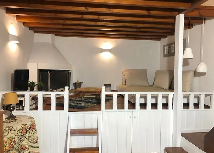 Smaragdi-despoina Villa *