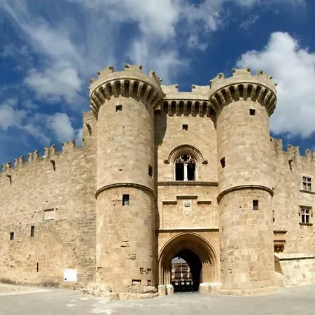 Smaragdi-despoina Malona Village